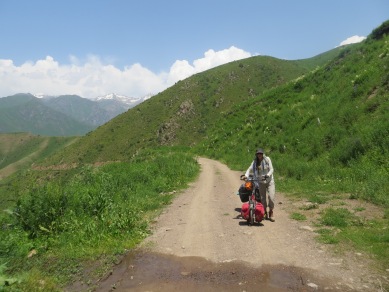 Toluk/Chaek road, Kirghizstan